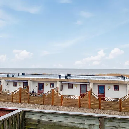 1 Bedroom Beautiful In Apartment Romo