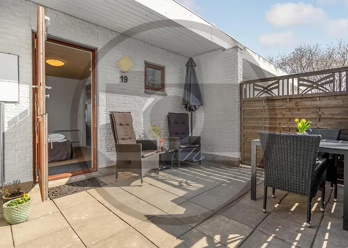 Apartment 1 Bedroom Beautiful In *